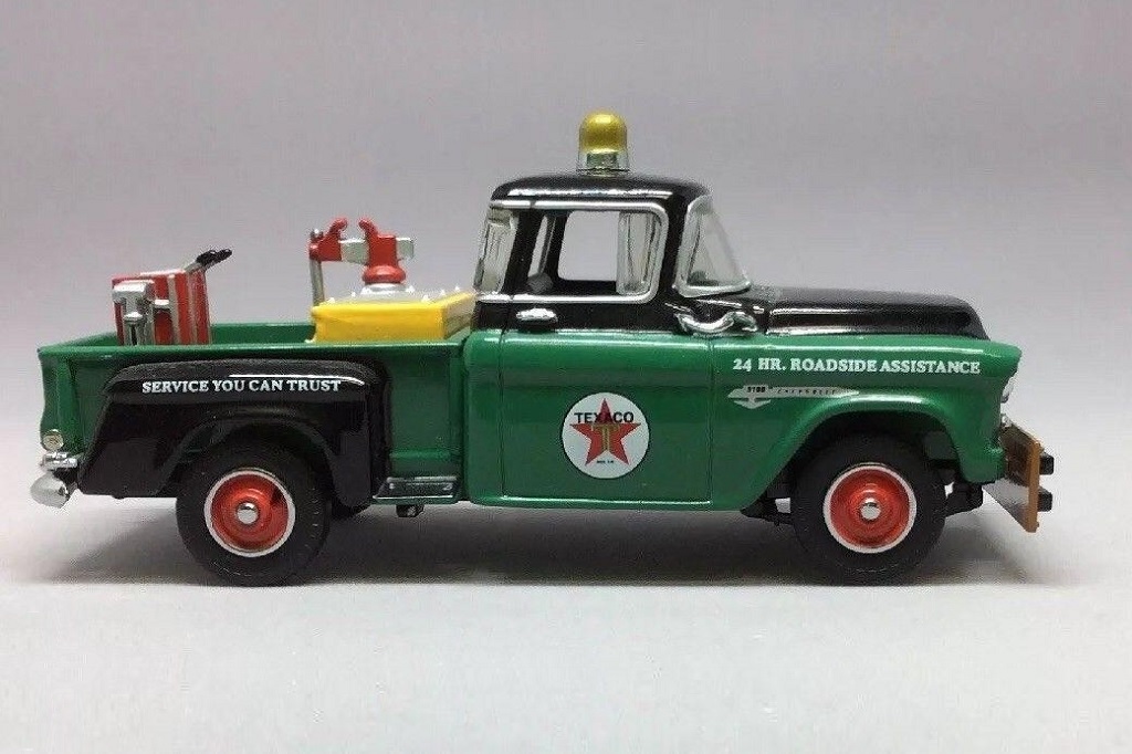 Matchbox Collectibles YYM38298; 1955 Chevrolet 3100 Pickup; Texaco